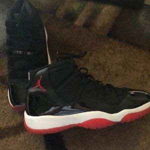 Jordan Retro 11s size 7Y (2012)